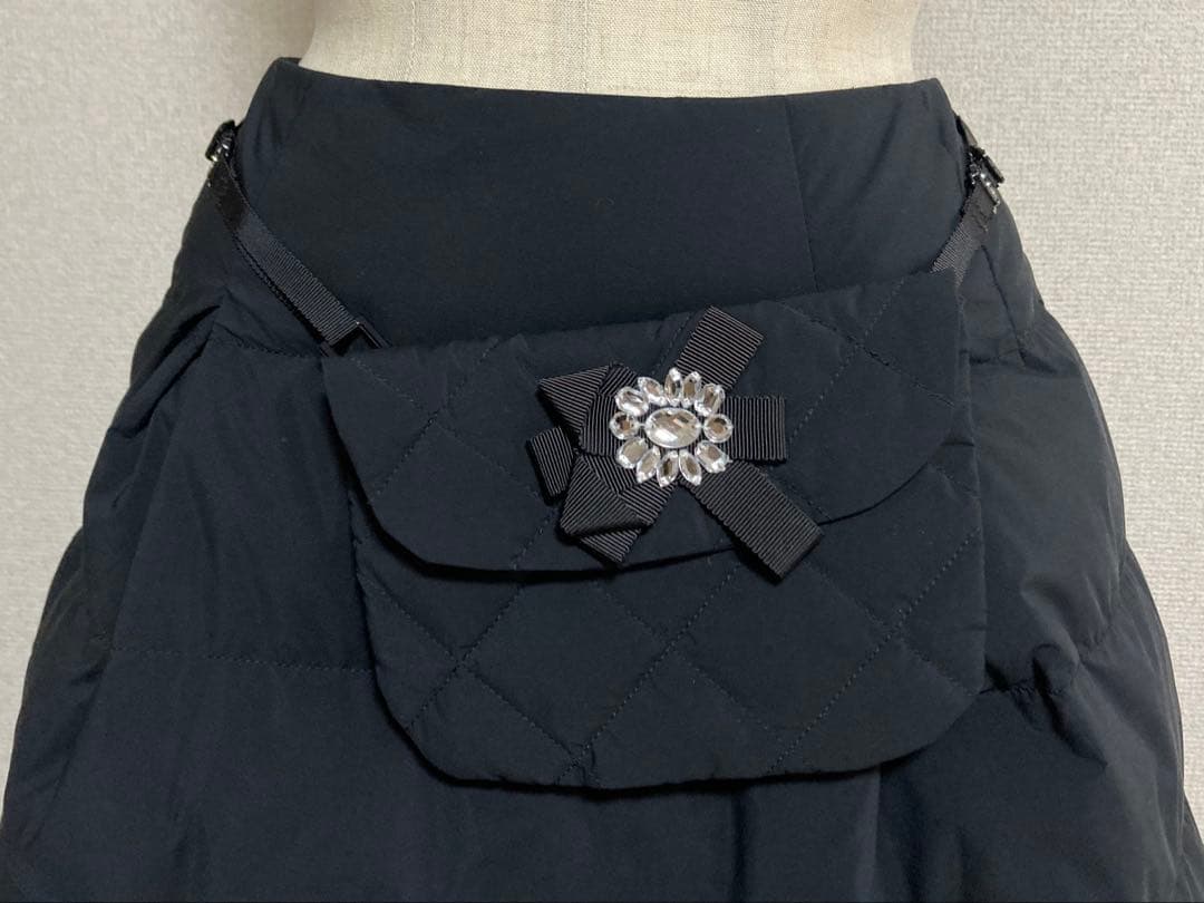 2.8万♡超美品♡ エムズグレイシー カタログ掲載 ダウンスカート 40 黒