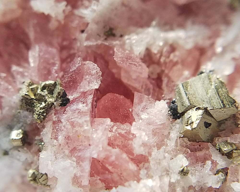 442 ロードクロサイト＆フローライト＆パイライト 標本 原石