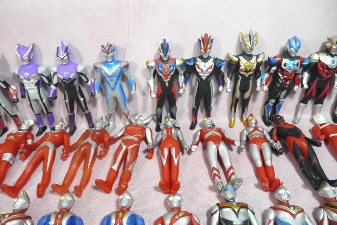 ウルトラヒーローシリーズ500　ウルトラマン　ソフビ　114体