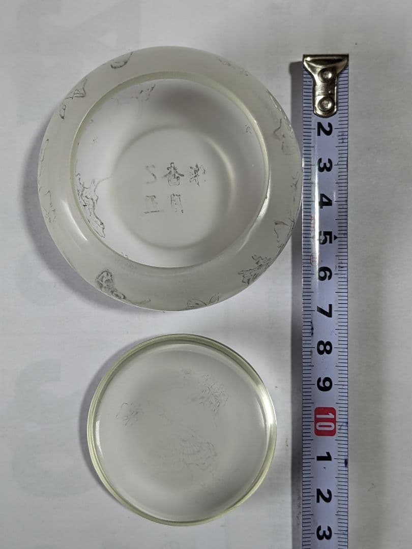 ♦中国 古玩 群蝶図 ガラス絵 化粧入 蓋付き瓶 壺 化粧道具 鼻煙壺 骨董品