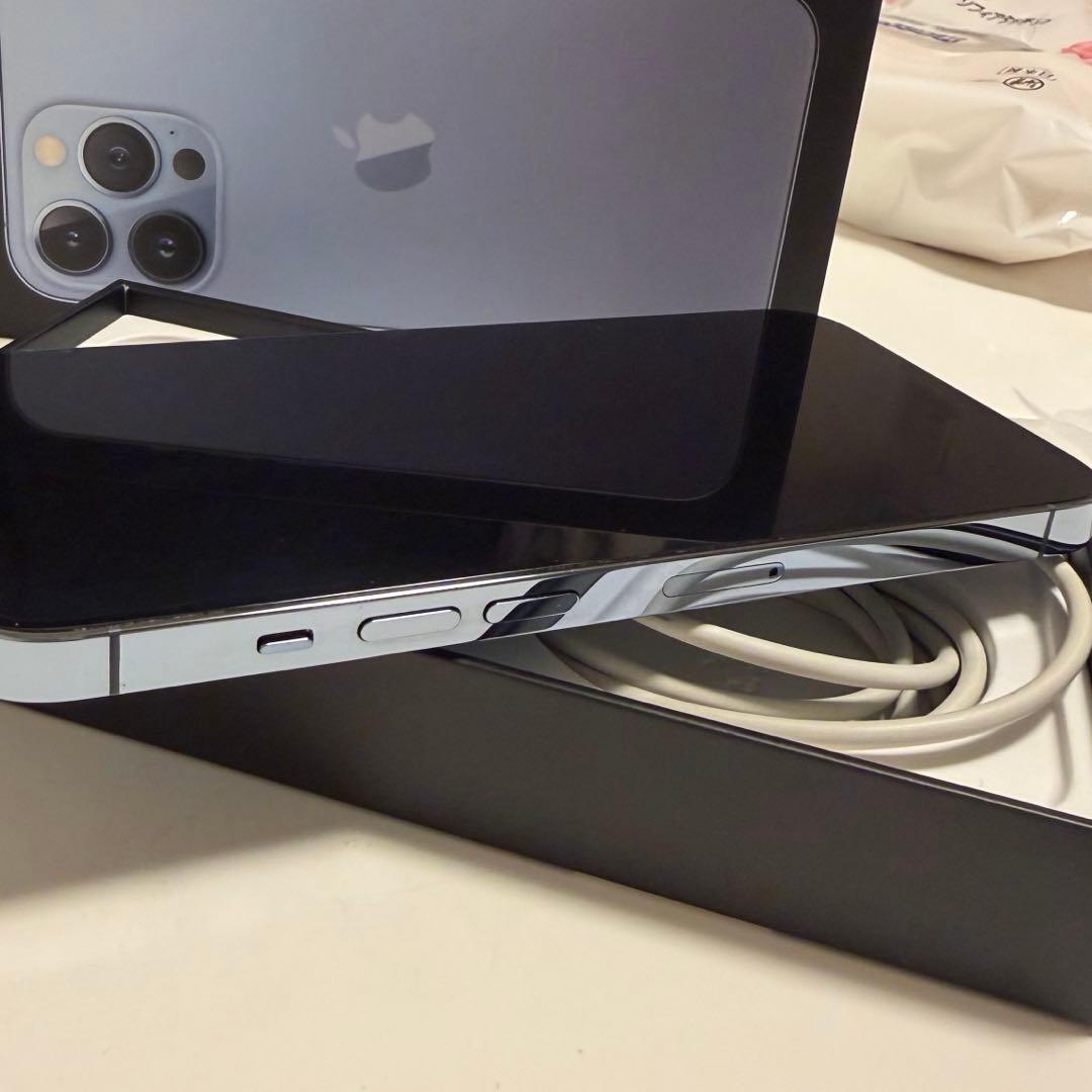 iPhone13Pro 256GB 本体