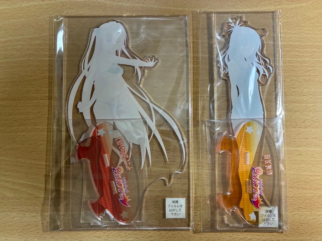 To LOVEる 原画展 アクリルMEGAフィギュア　金色の闇& 結城美柑　2点