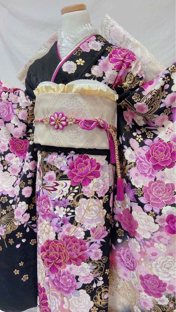 黒地 バラ柄　振袖 成人式　振袖7点セット　振袖フルセット　成人式