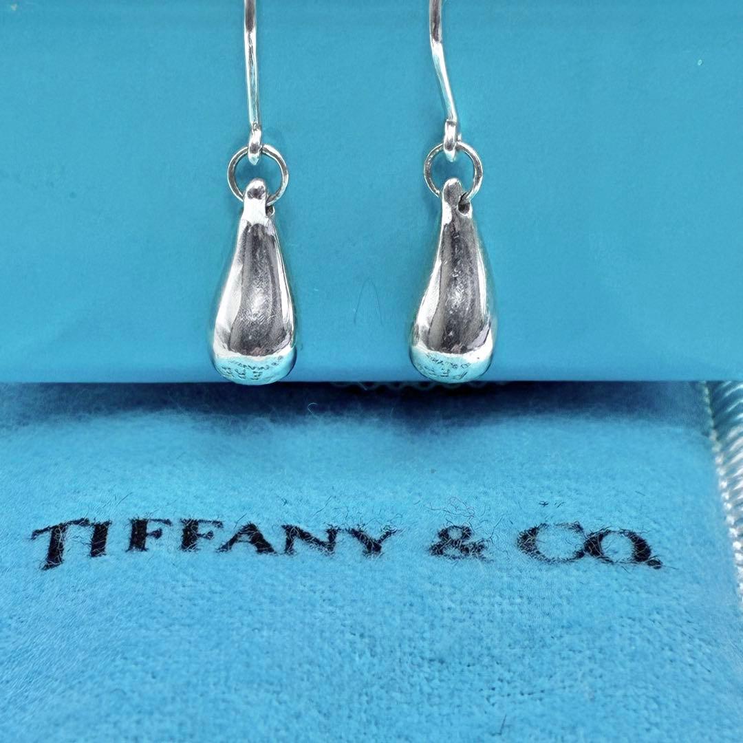 【箱、袋付き】ティファニー ティアドロップ フック ピアス シルバー 美品
