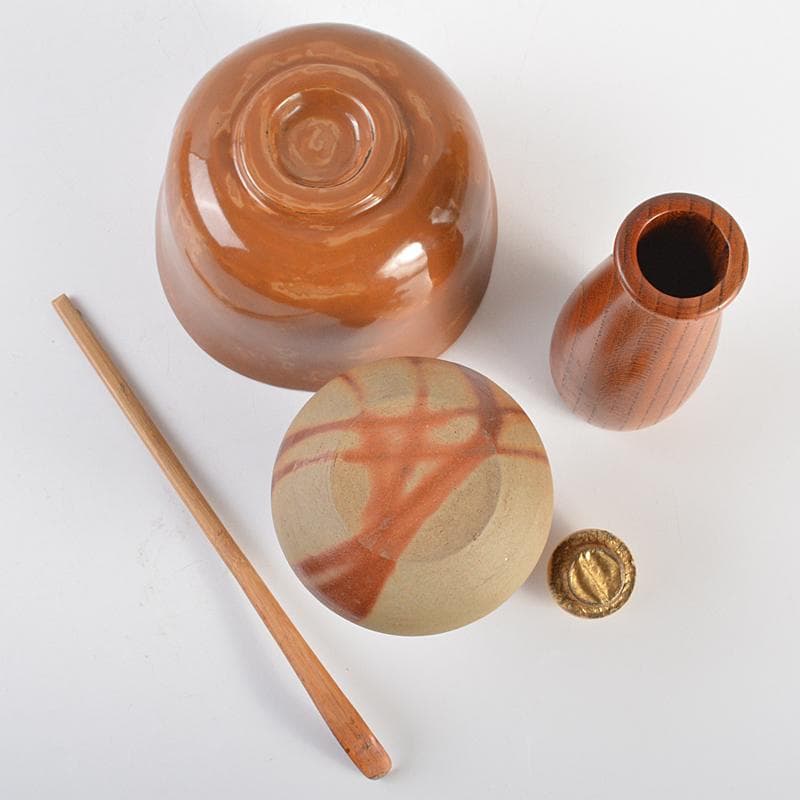 茶道具　黒漆　四君子蒔絵　茶箱　茶碗　茶入など　四点一式　仕覆付　V　R7344