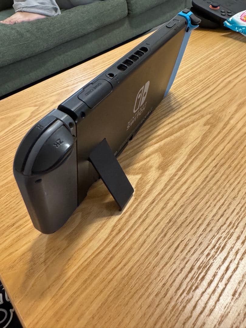 Nintendo Switch 本体、ブルー、グレーJoyCon、その他周辺機器