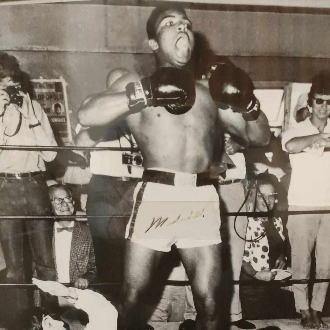 モハメド・アリ直筆サイン額入り ビートルズ 鑑定証明書