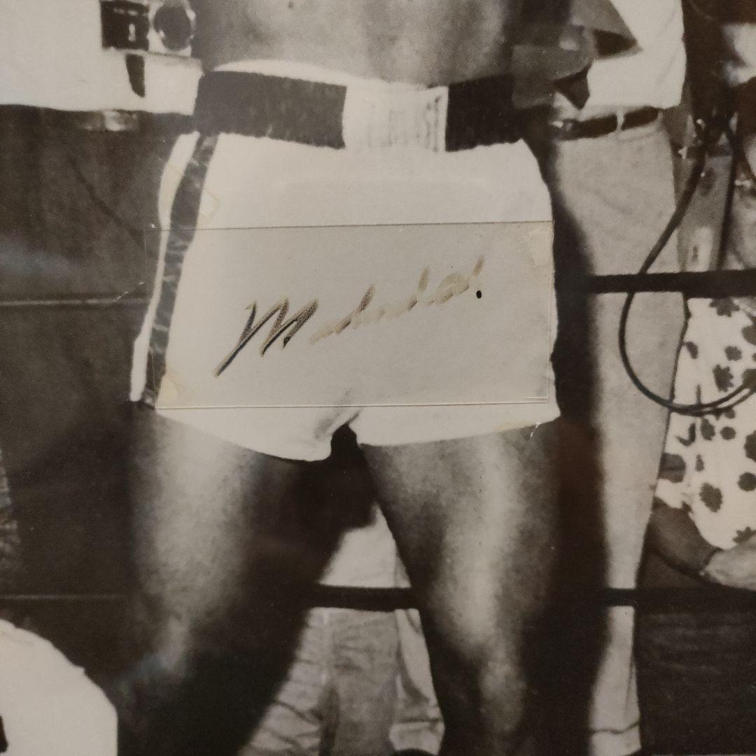 モハメド・アリ直筆サイン額入り ビートルズ 鑑定証明書