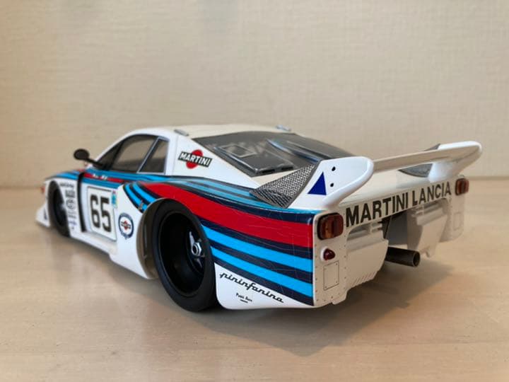 LANCIA BETA 1:18 1/18 SPARK ランチア