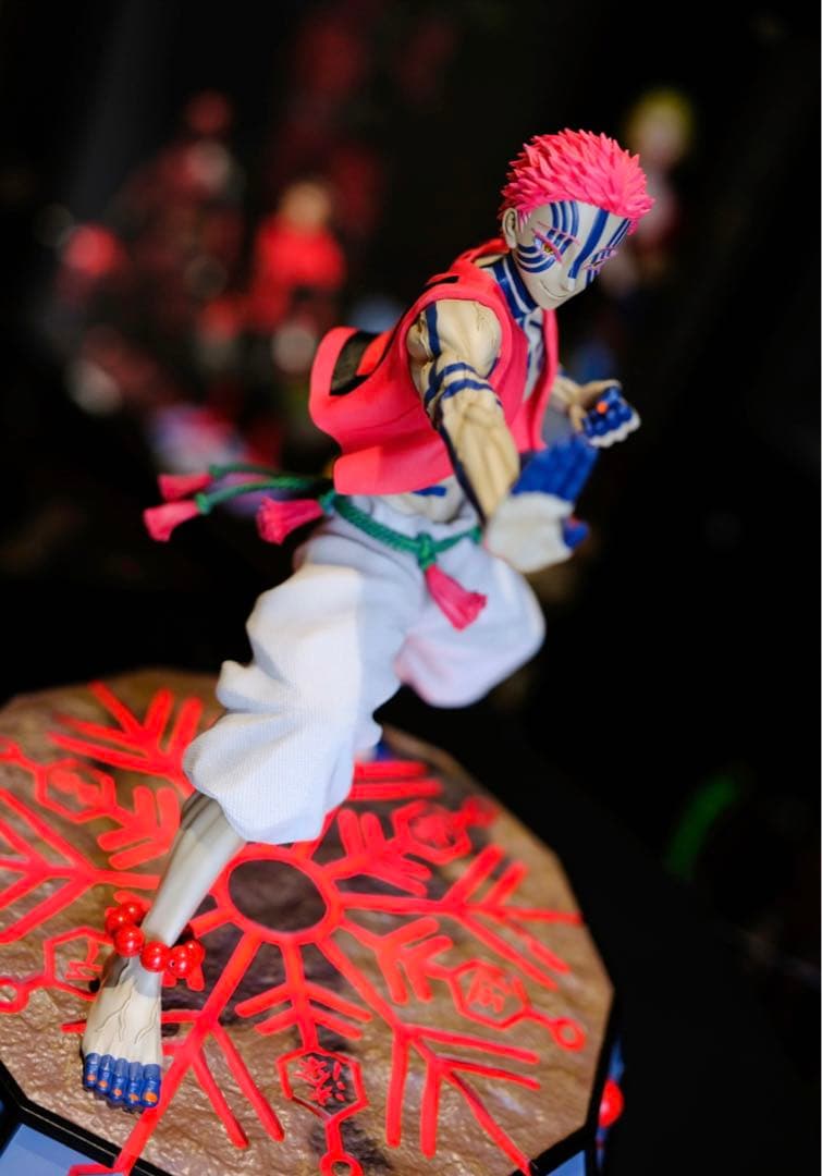 鬼滅の刃 猗窩座 あかざ フィギュア ガレージキット 赤色