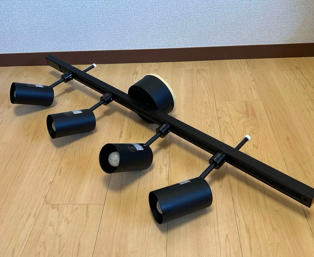 無印良品 システムライト本体+スポットライト4個セット