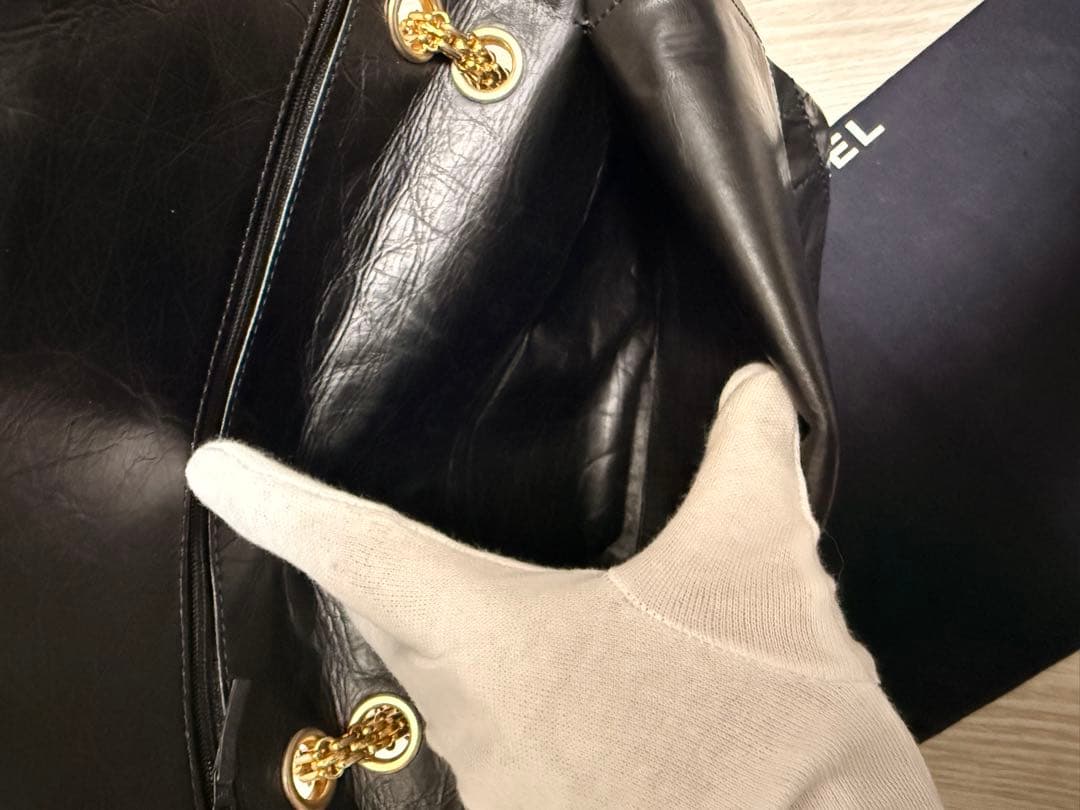 シャネル 2.55 マトラッセ28 ダブルチェーンショルダーバッグ カーフ　黒