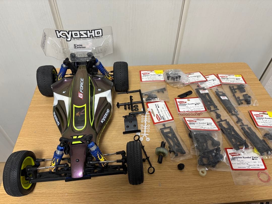 亮*様 京商1:10アルティマ RB5 2WD レーシングバギー