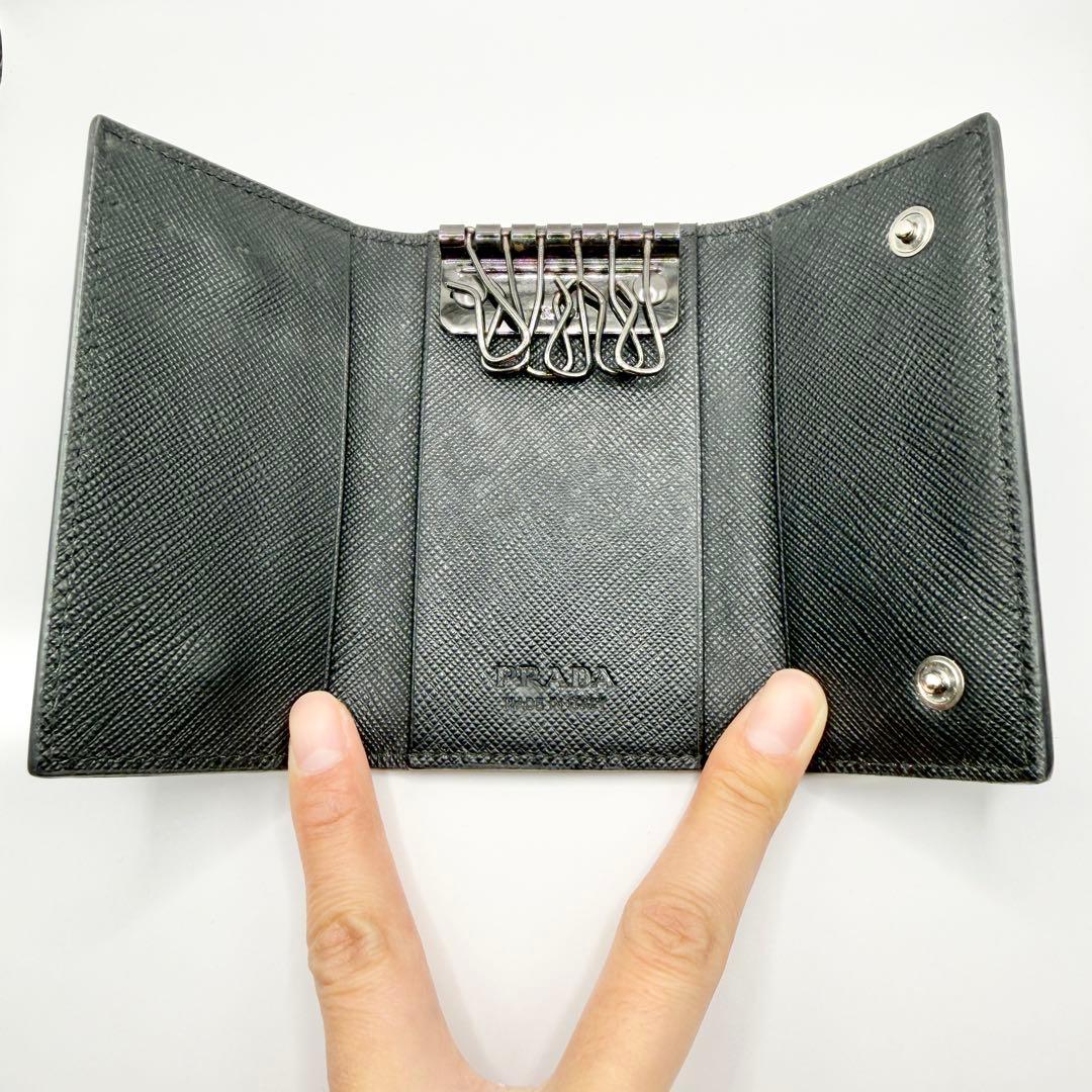 【美品】プラダ PRADA 6連 キーケース サフィアーノレザー ブラック