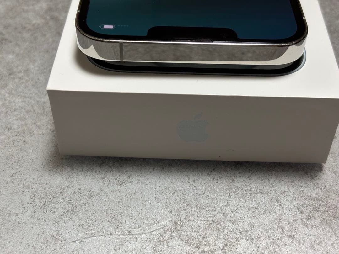 極美品‼️値下げしましたApple iPhone 13 Pro SIMフリー