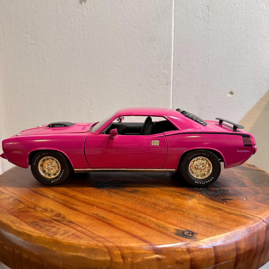 アメリカンマッスル 1/18スケール 1970 プリムス ヘミ 'クーダ