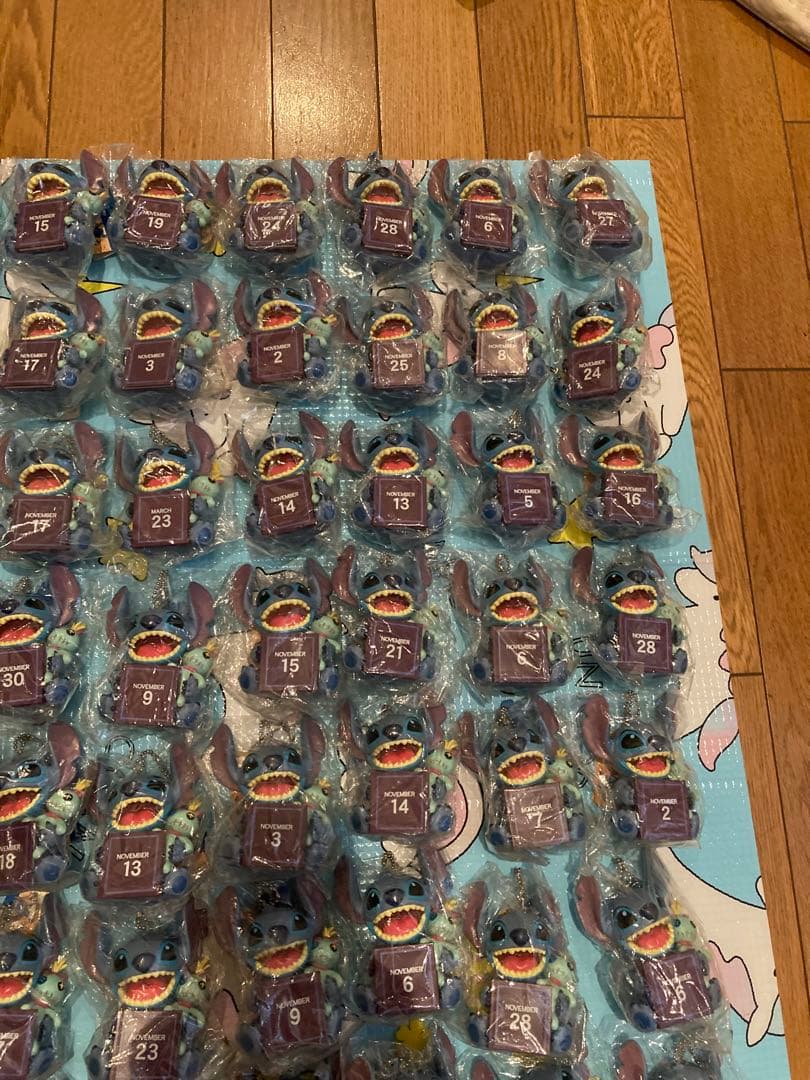 ディズニー　スティッチ キーホルダー大量　79個　未使用