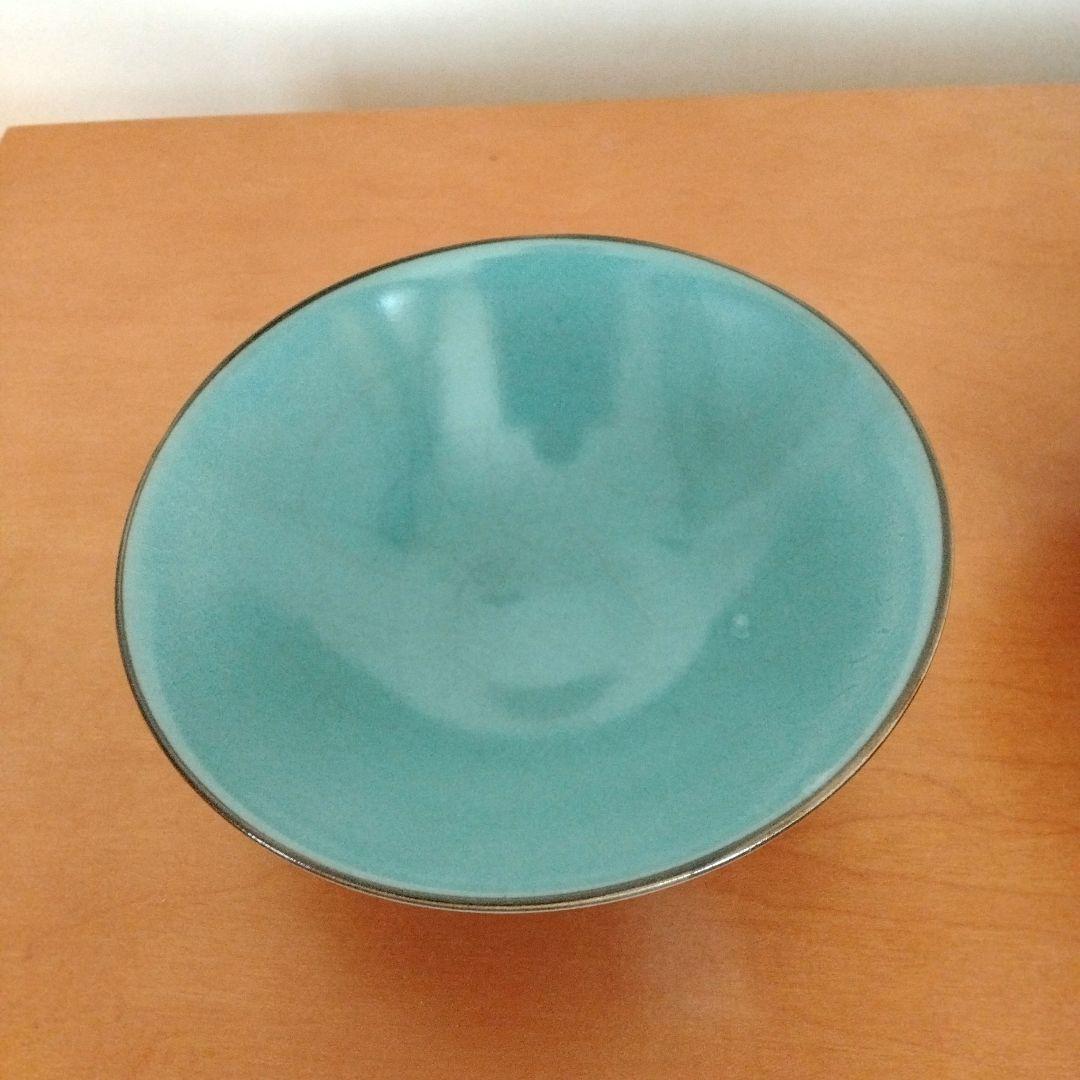 鉢、平茶碗　鯉江鋼吉作　天目釉　木箱付き