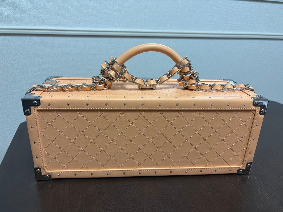 エンジェル　シャンパン　ドゥミセックロゼ　空箱