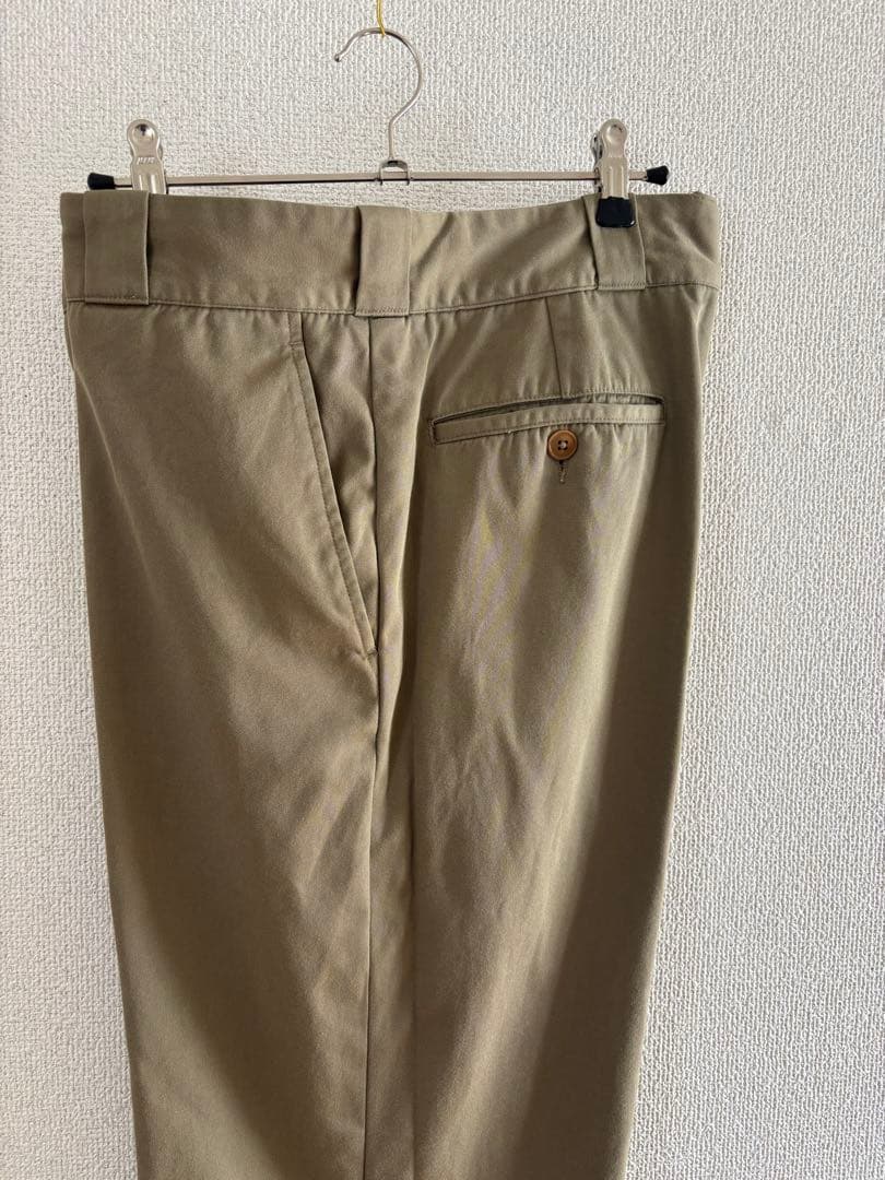 COMOLI コットンギャバウォッシュドパンツ