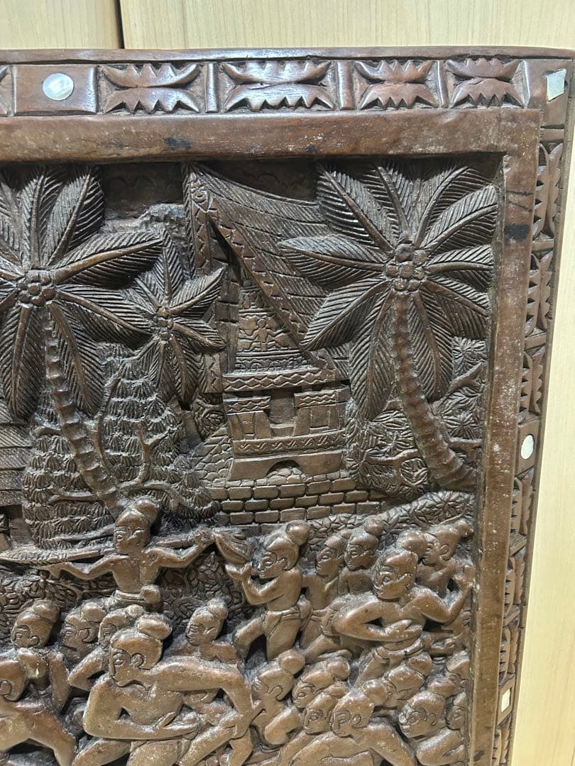 ストーリーボード　パラオ国立美術館購入　木彫り