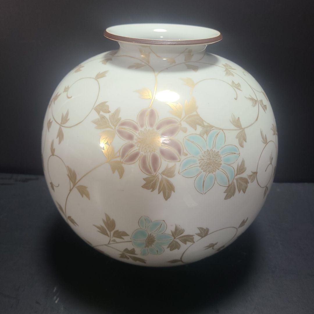 九谷焼　錦山窯　花瓶　花器　人間国宝　吉田美統造　金彩鉄仙唐草文　共箱