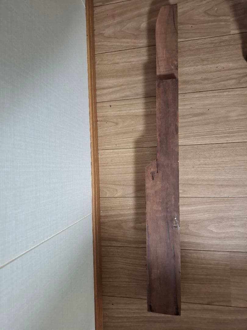 ゆし実三線　原木　超貴重　シラタなし