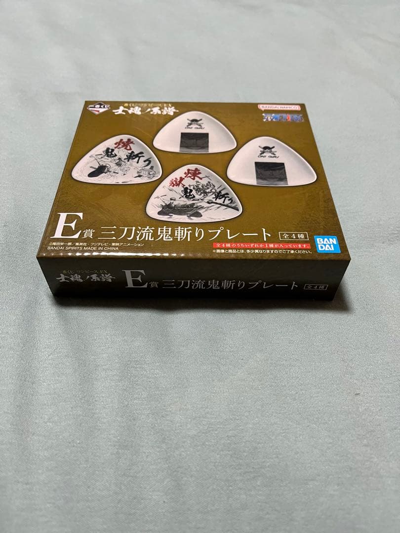 ONE PIECE(E、F、G、H賞)タオル、トレイ、色紙(合計14点)新品