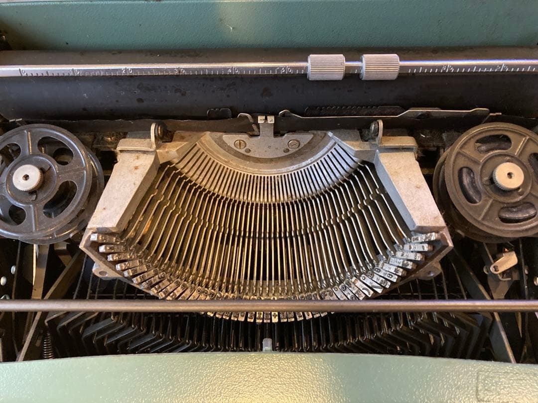 オリベッティ　レッテラ32 oliveti lettera32