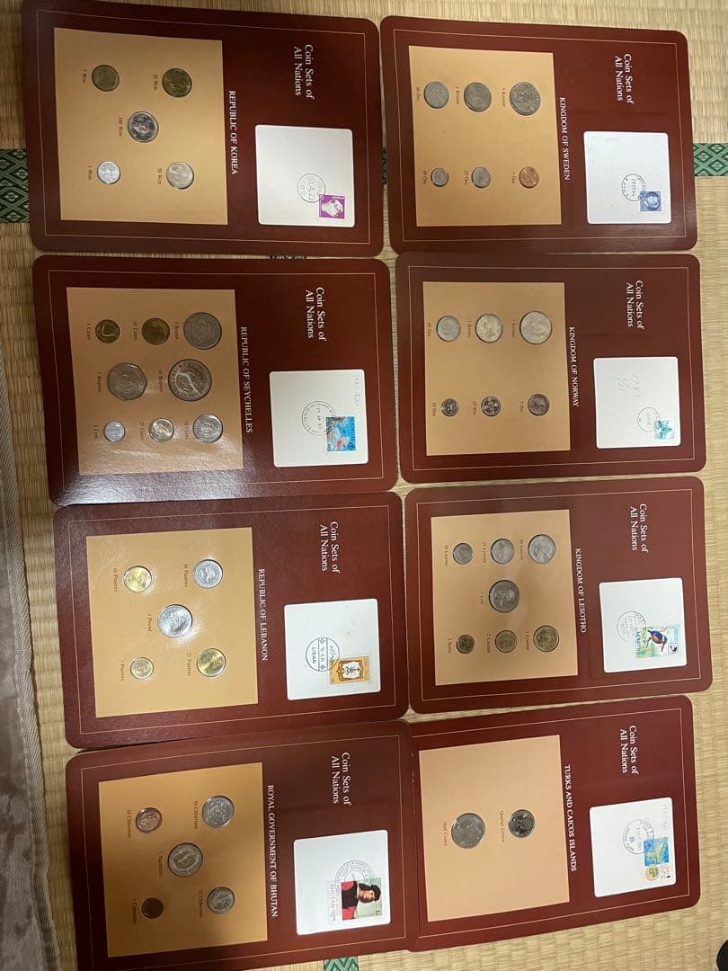 ひ*り様 coin sets of all nations 　４４枚
