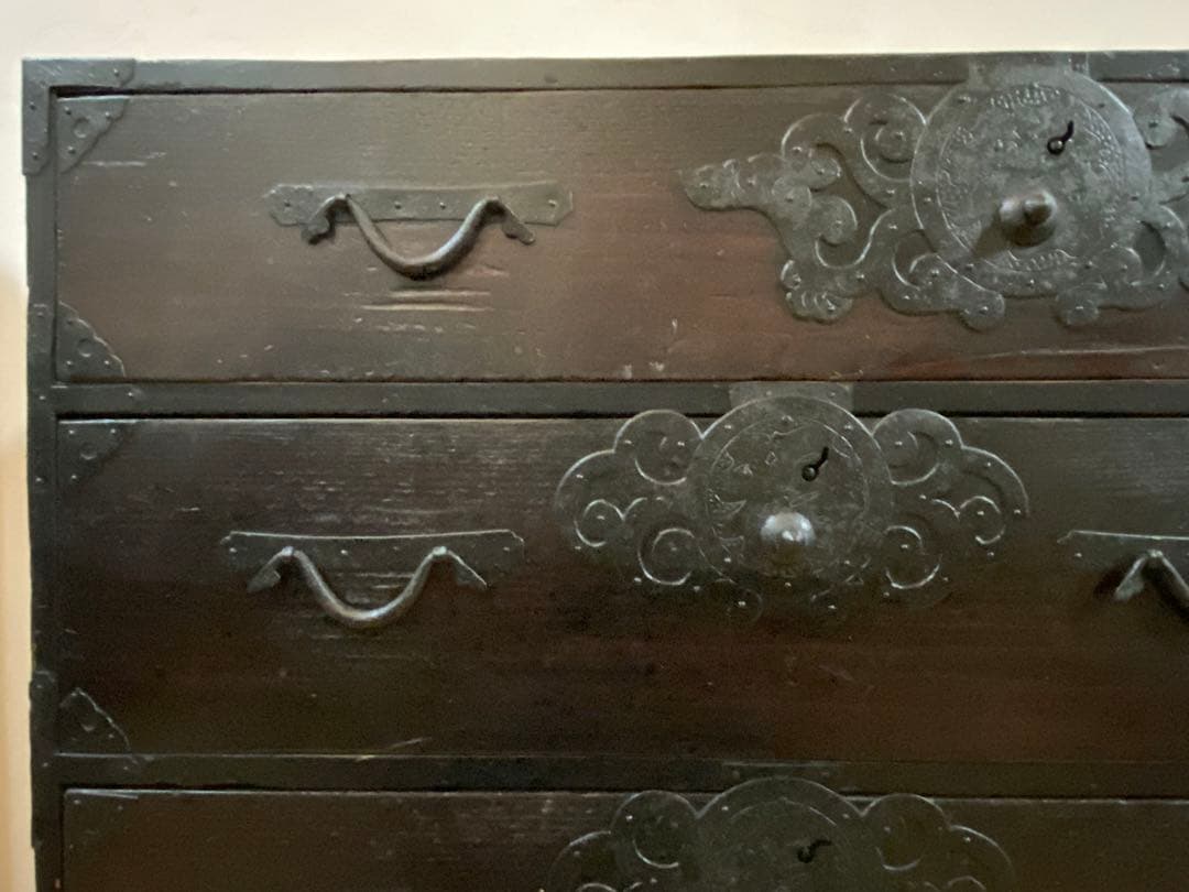 骨董の仙台箪笥　アンティークチェスト　鍵有り