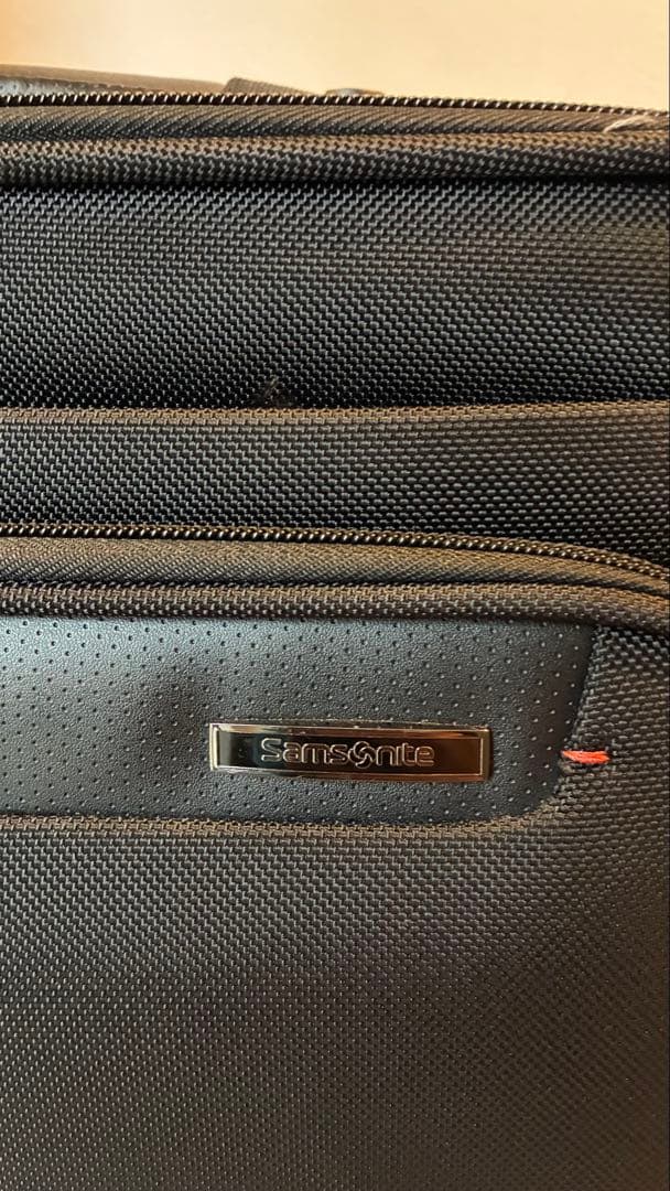 2回のみ使用　サムソナイト キャリー　モバイルオフィス ビジネス 機内持ち込み
