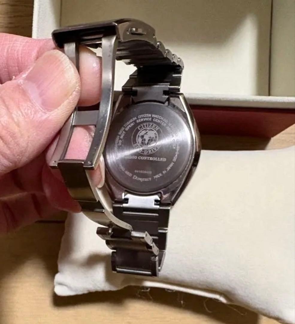 CITIZEN アテッサ H100 Eco-Drive 電波時計 中古