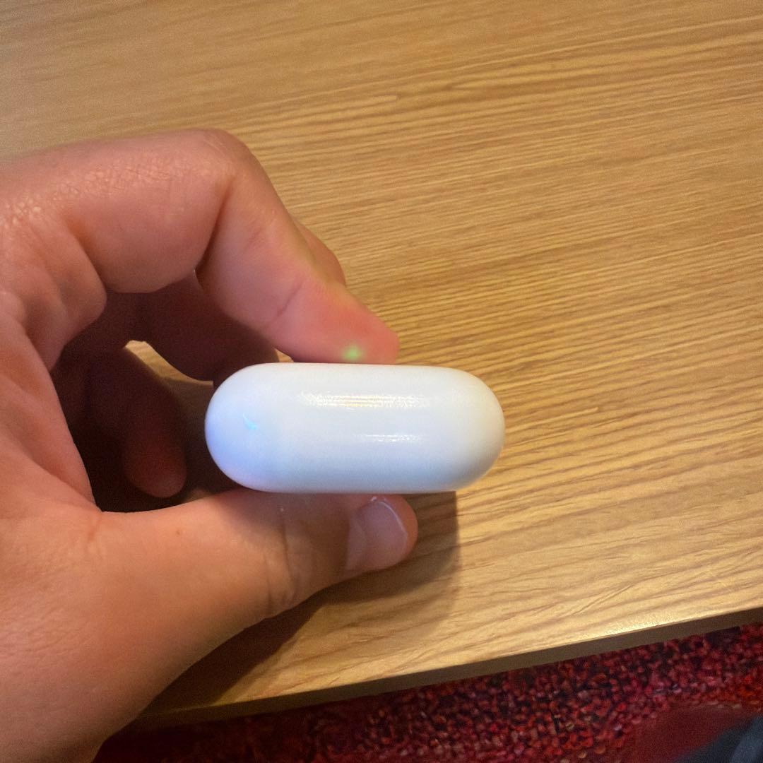 AirPods 4本体 ホワイト 充電ケース付き