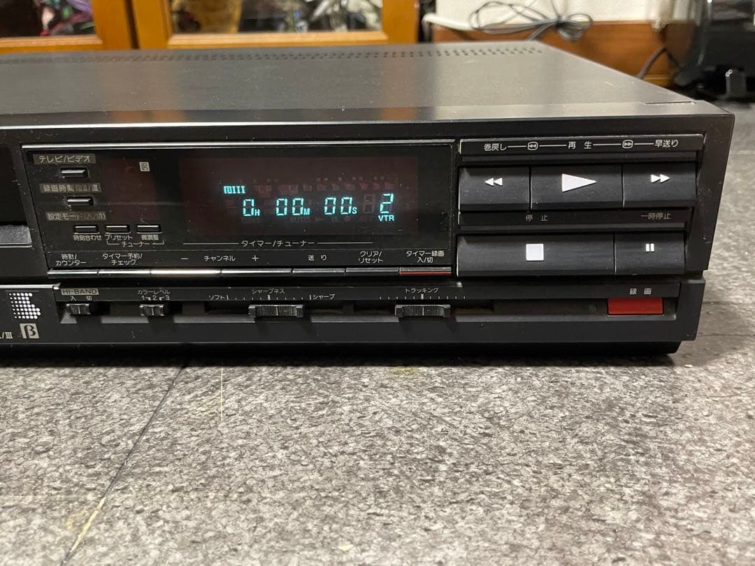 SONY ビデオデッキ　SL-F201とカセット