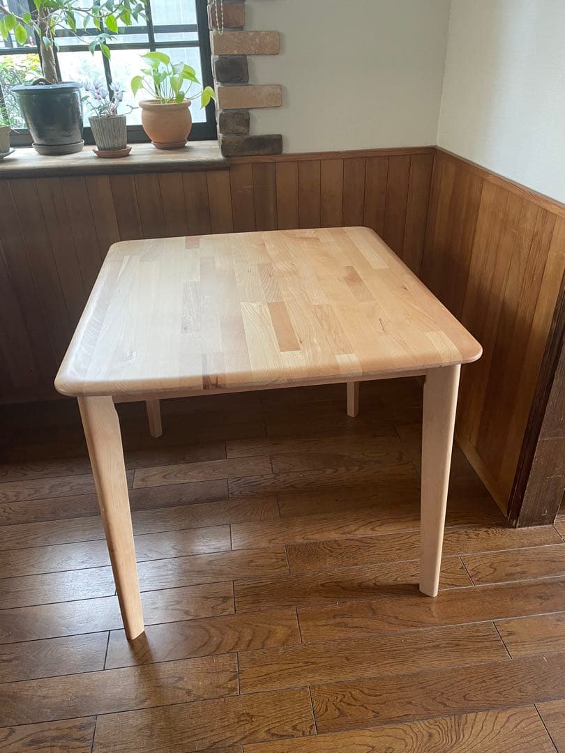 送料込　ニトリ　2人用　ダイニングテーブル　Nコレクション