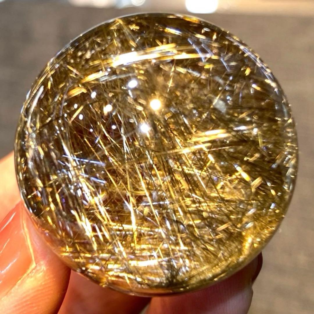 超絶綺麗✨34mm ゴールドルチルクォーツ　丸玉スフィア　金針水晶