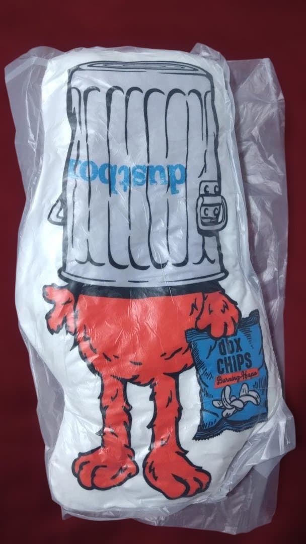 dustbox 2025クッション ノベルティグッズ付き