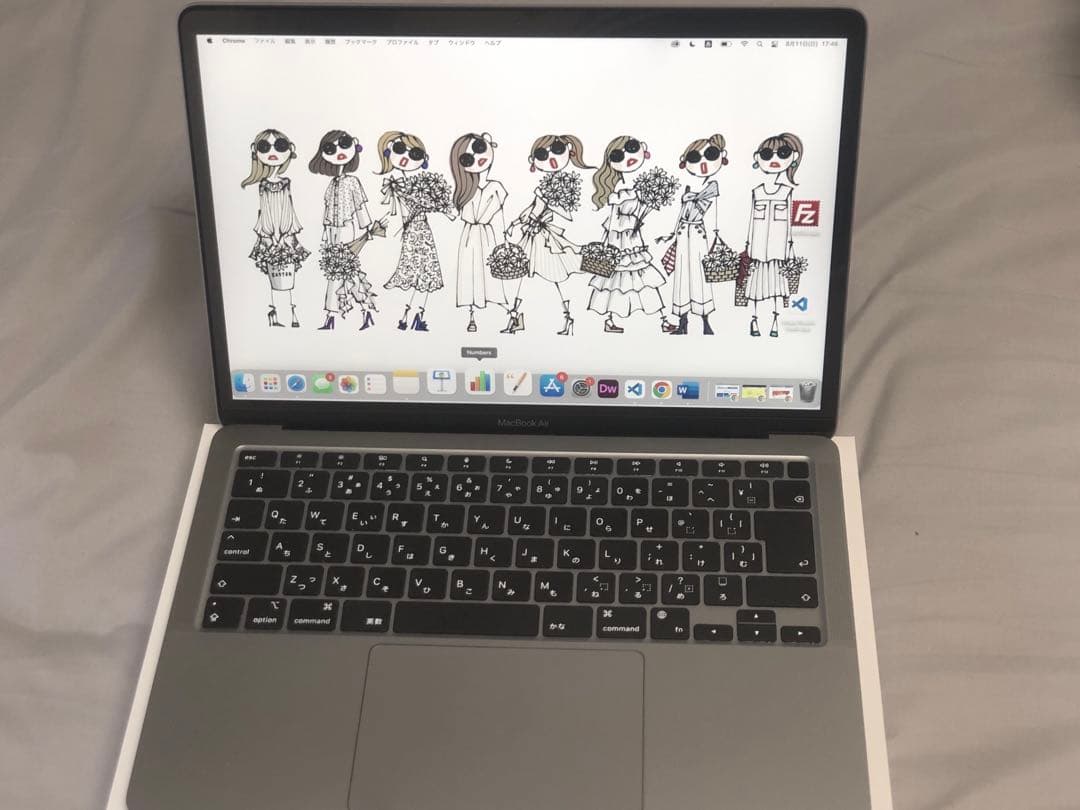 アップル Macbook Air M1 2020 13インチ　(スキンシール付)