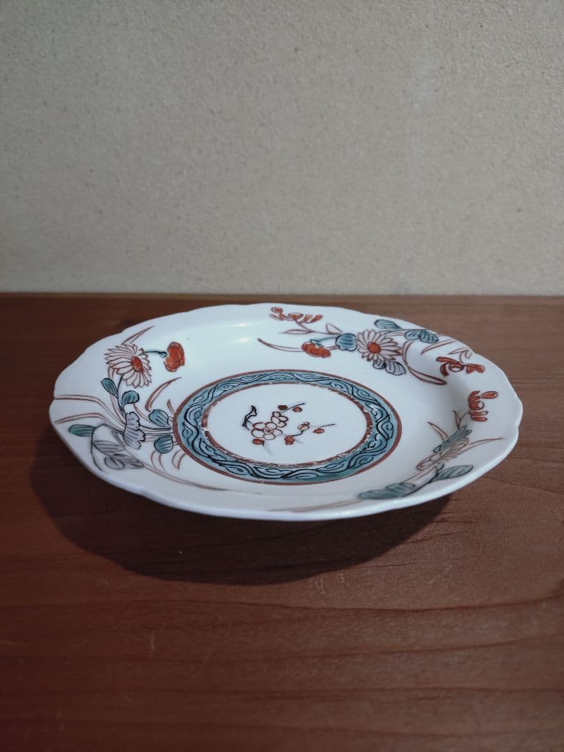 古伊万里 色絵 草花紋 輪花小皿