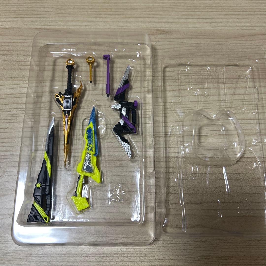 S.H.Figuarts仮面ライダー滅アークスコーピオン