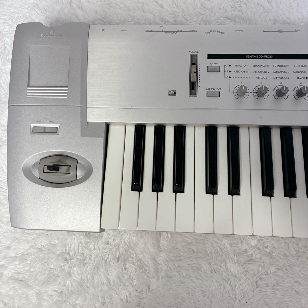 【美品】KORG TRITON Le76 シンセサイザー 76鍵 音楽