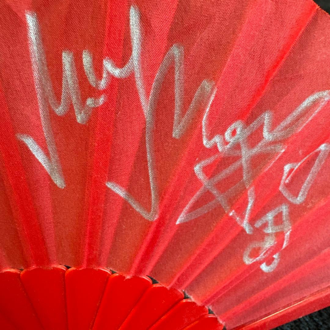 【最終値下げ】激レア マイケル・モンロー 本人直筆サイン入り扇子