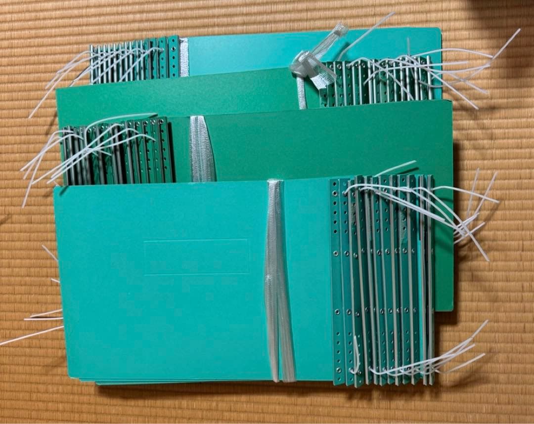 新品未使用　コクヨ　バインダー　1000枚　収納可能