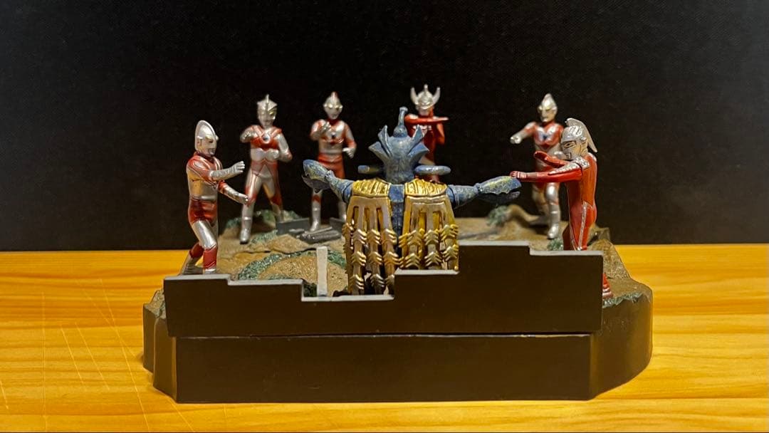 1/17迄ウルトラ怪獣戯画 ウルトラ兄弟激闘史Ⅳ 【ウルトラ6兄弟最後の日！】