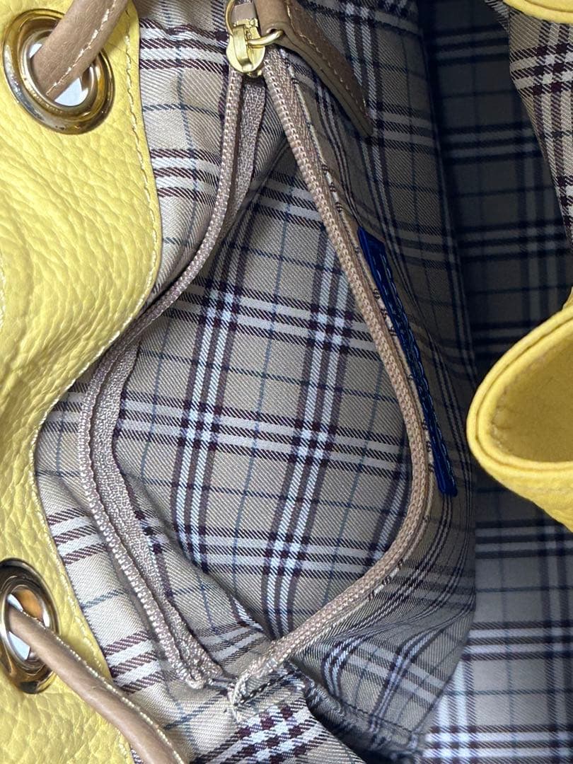 パーバーリーブルーレーベルショルダーバック　タグ付き