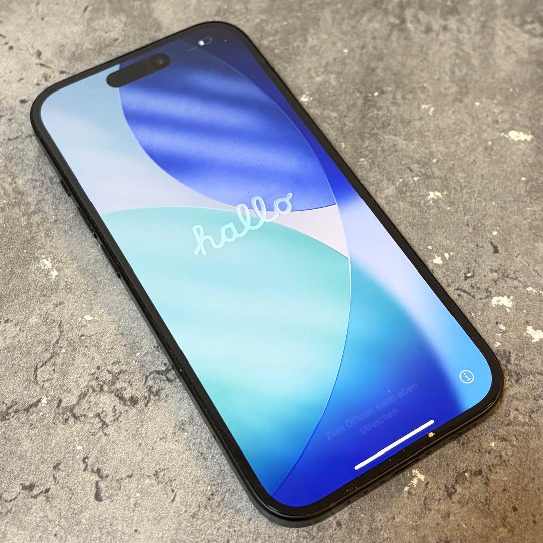 iPhone 15 128GB ブラック【SIMフリー/電池92％】