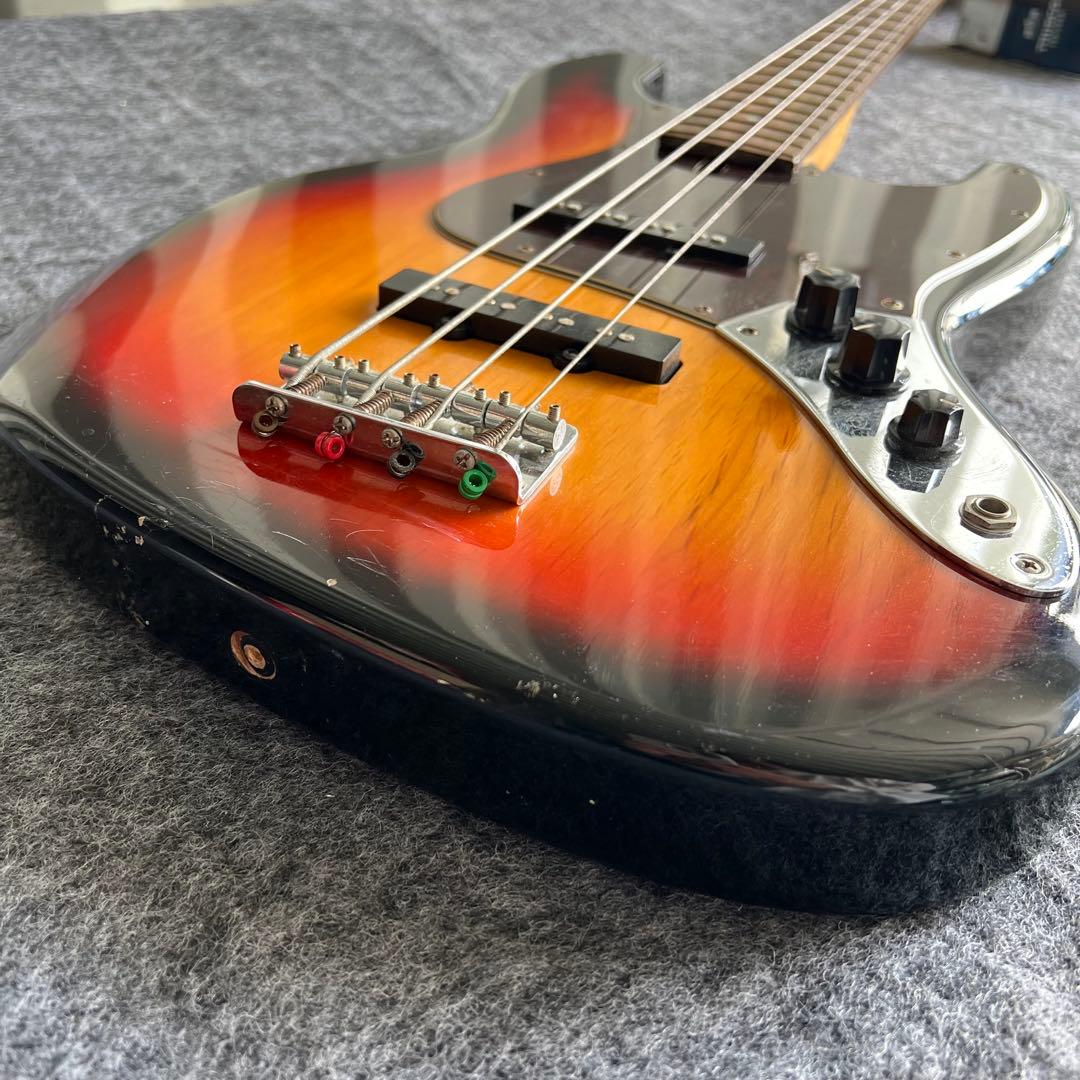 C35激安早い者勝ち✨　Bacchus エレキベース BJB-400R 初心者