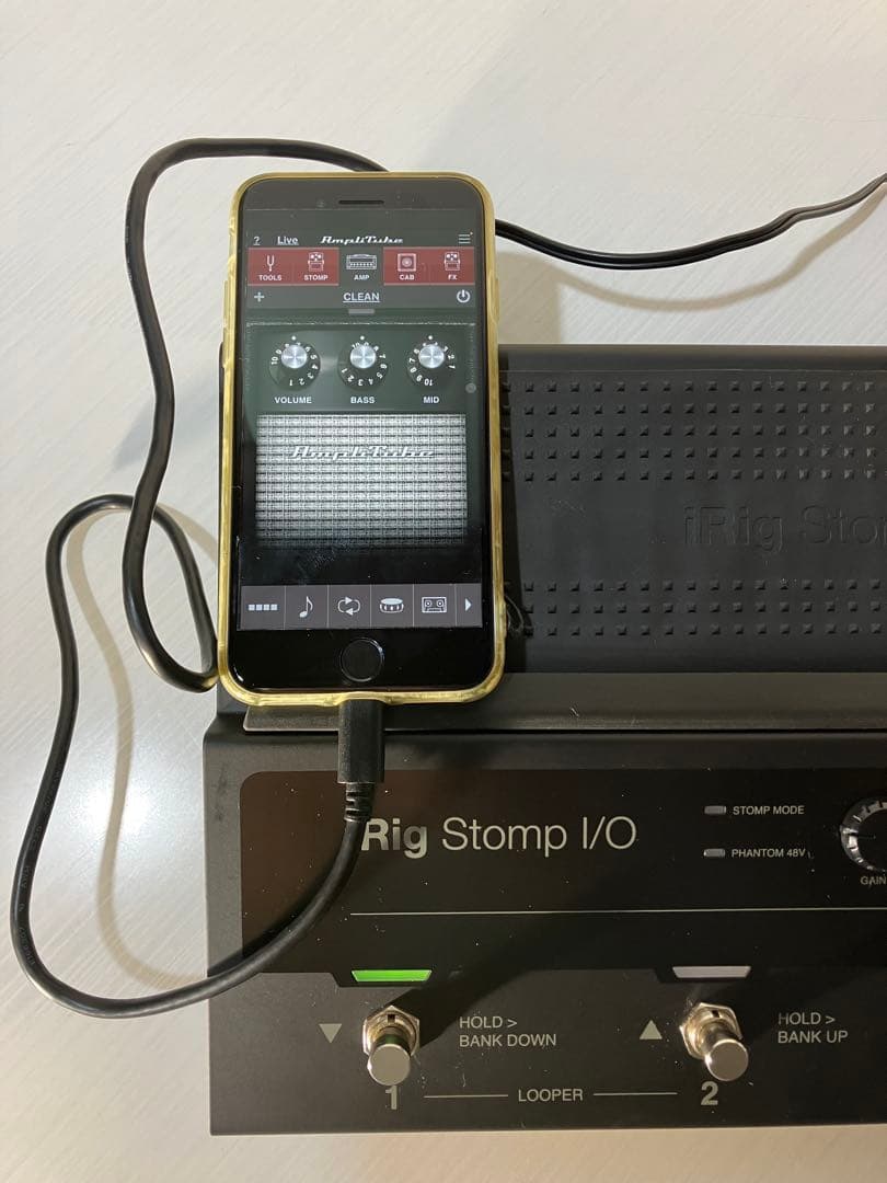 iRig Stomp I/O MIDIコントローラー