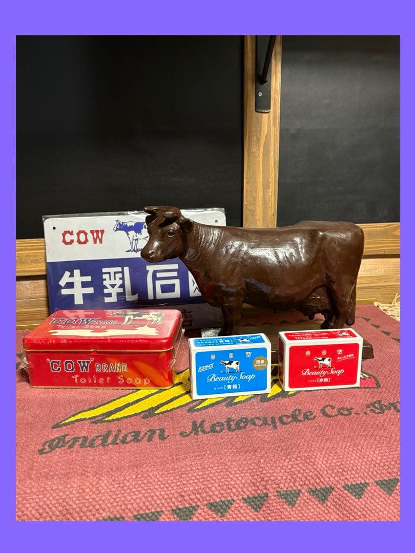 ★牛乳石鹸★牛★置物★赤★ブリキ缶★ボックス★広告ブリキ看板★赤・青石鹸★2個★